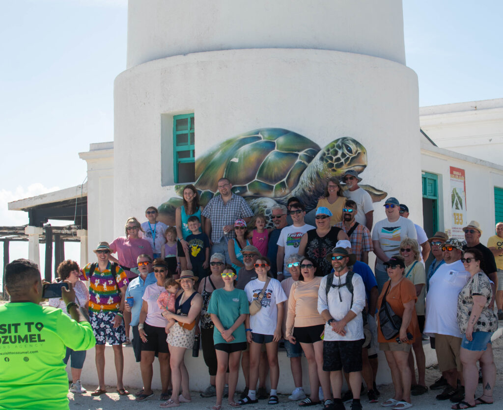 Punta Sur Reef Snorkel & Beach Break – Lunch + Round-Trip Transportation